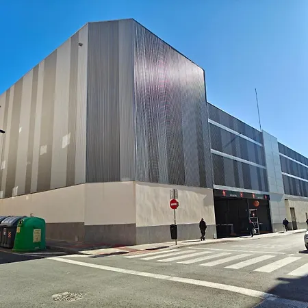 Centrico Con Garaje Apartment *