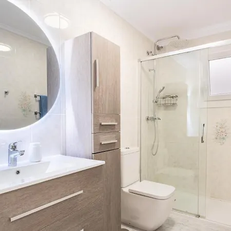 Apartment Centrico Con Garaje